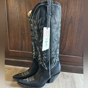 IDYLLWIND BY MIRANDA LAMBERT BLACK TALL BOOTS